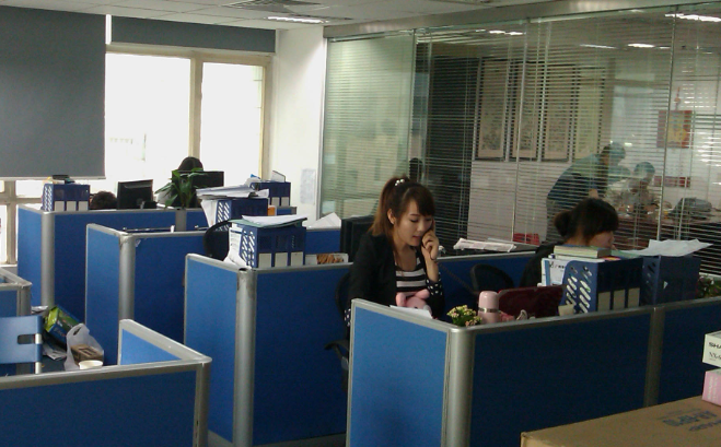 门禁道闸管理系统技术优势解析：北京智胜创想科技物联网安防集成方案